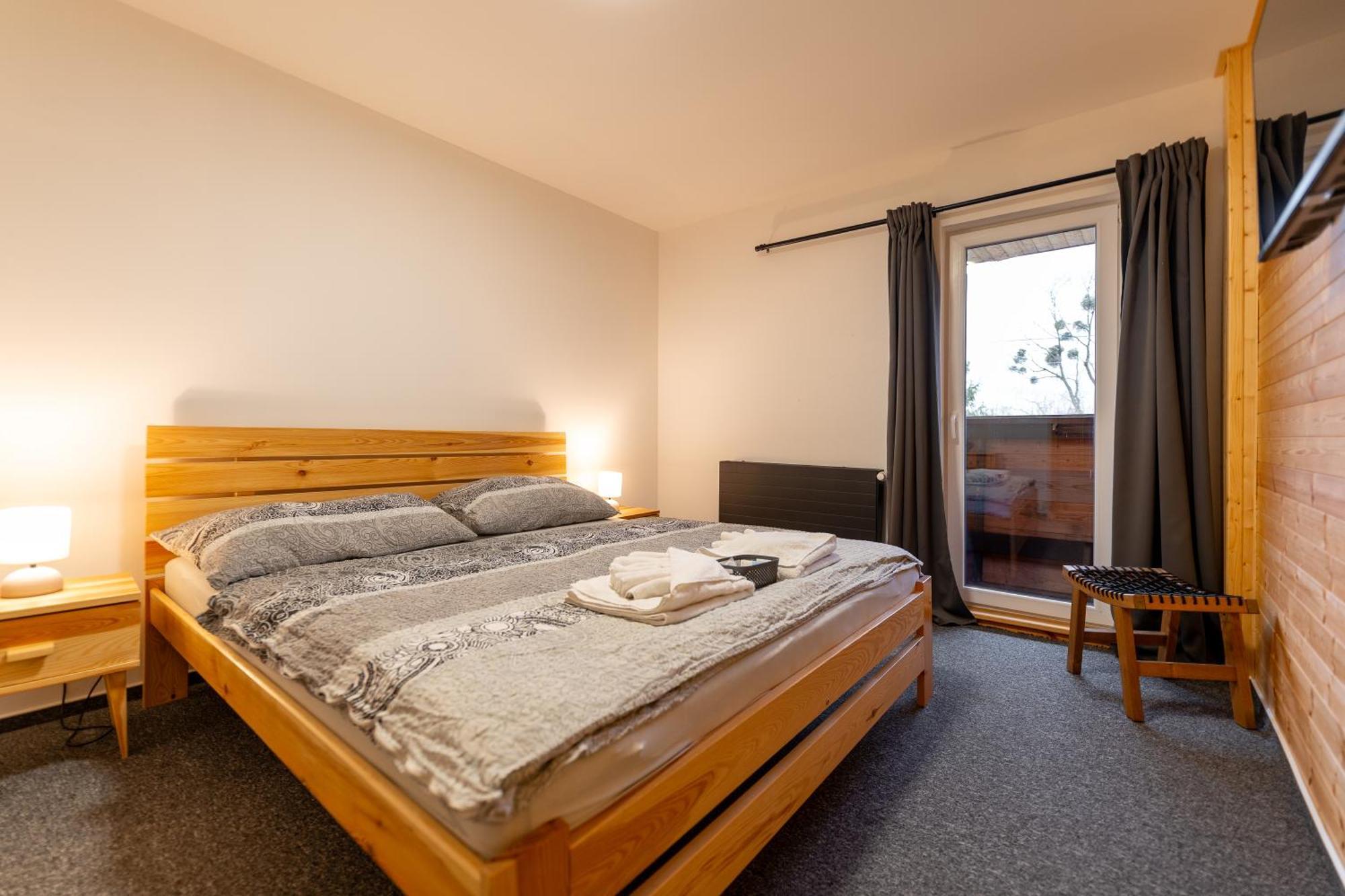 Wellness Pension Koliba Komorní Lhotka Exterior foto