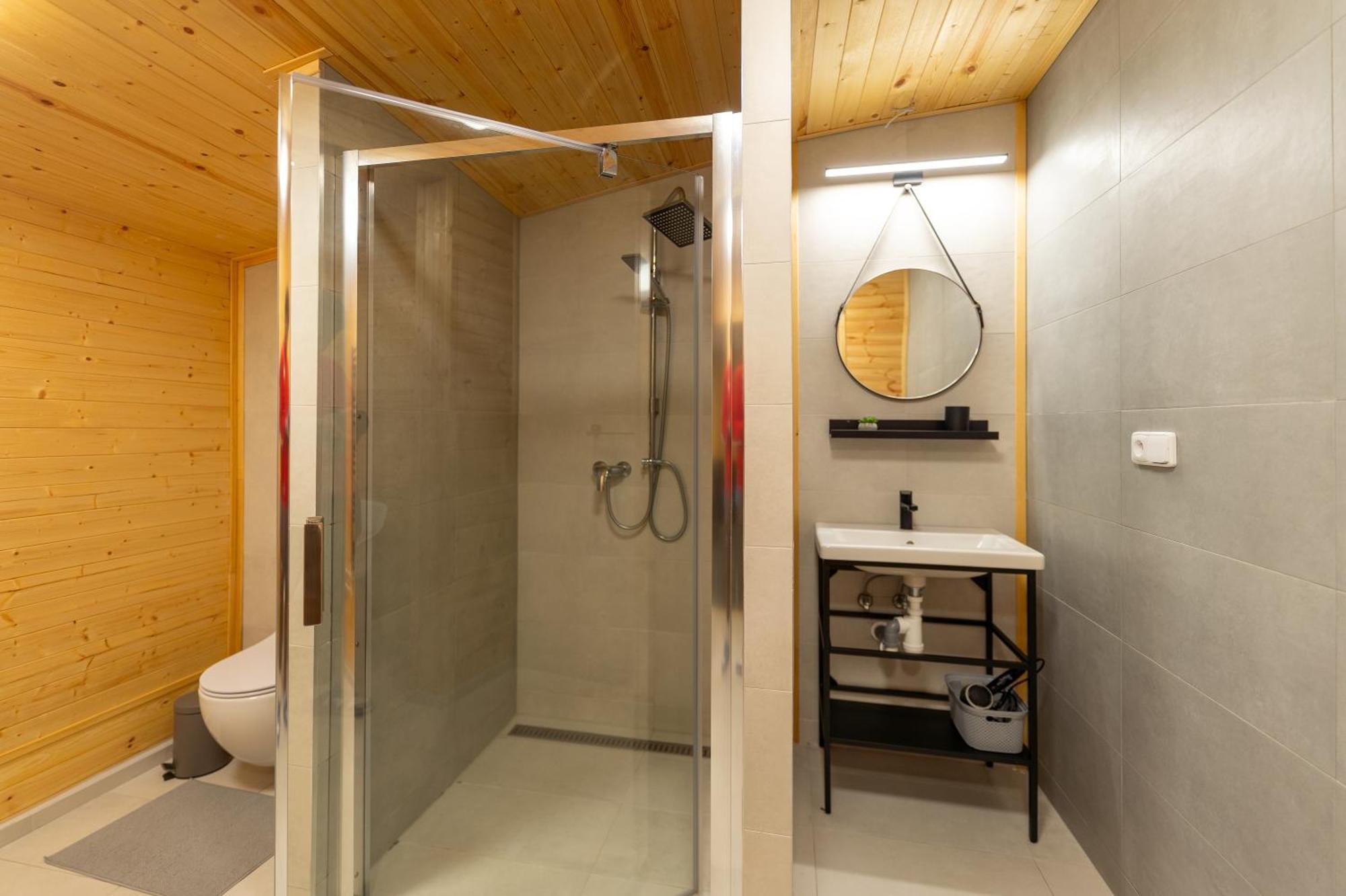 Wellness Pension Koliba Komorní Lhotka Exterior foto